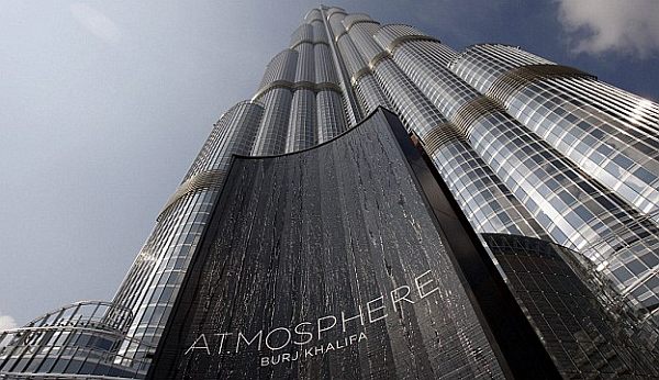 Atmosphere-Burj-Khalifa-Restaurant