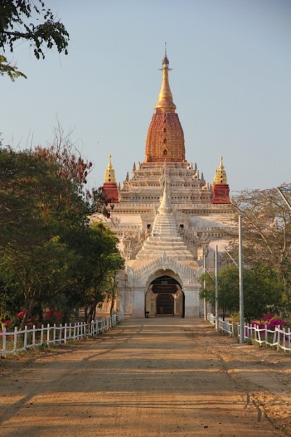 bagan_ananda temple